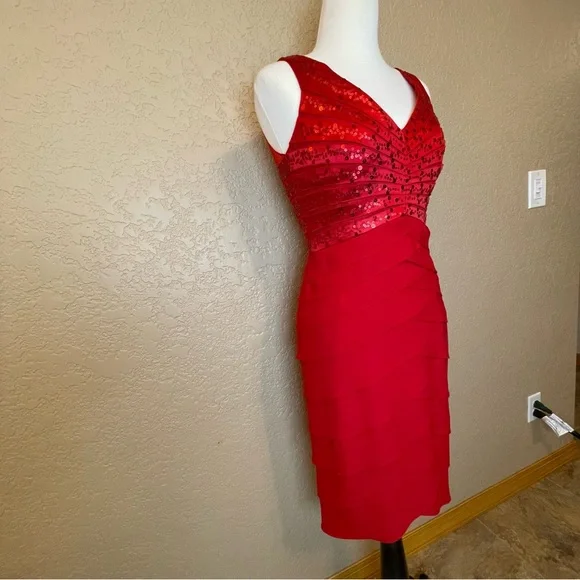 NWT Sherrie Bloom Peter Noviello CHETTA B 100% Silk Red Dress Size 4 - Picture 3 of 13
